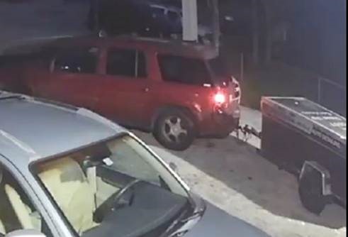 Suspect WANTED for Stealing a Trailer from a Storage in Lantana